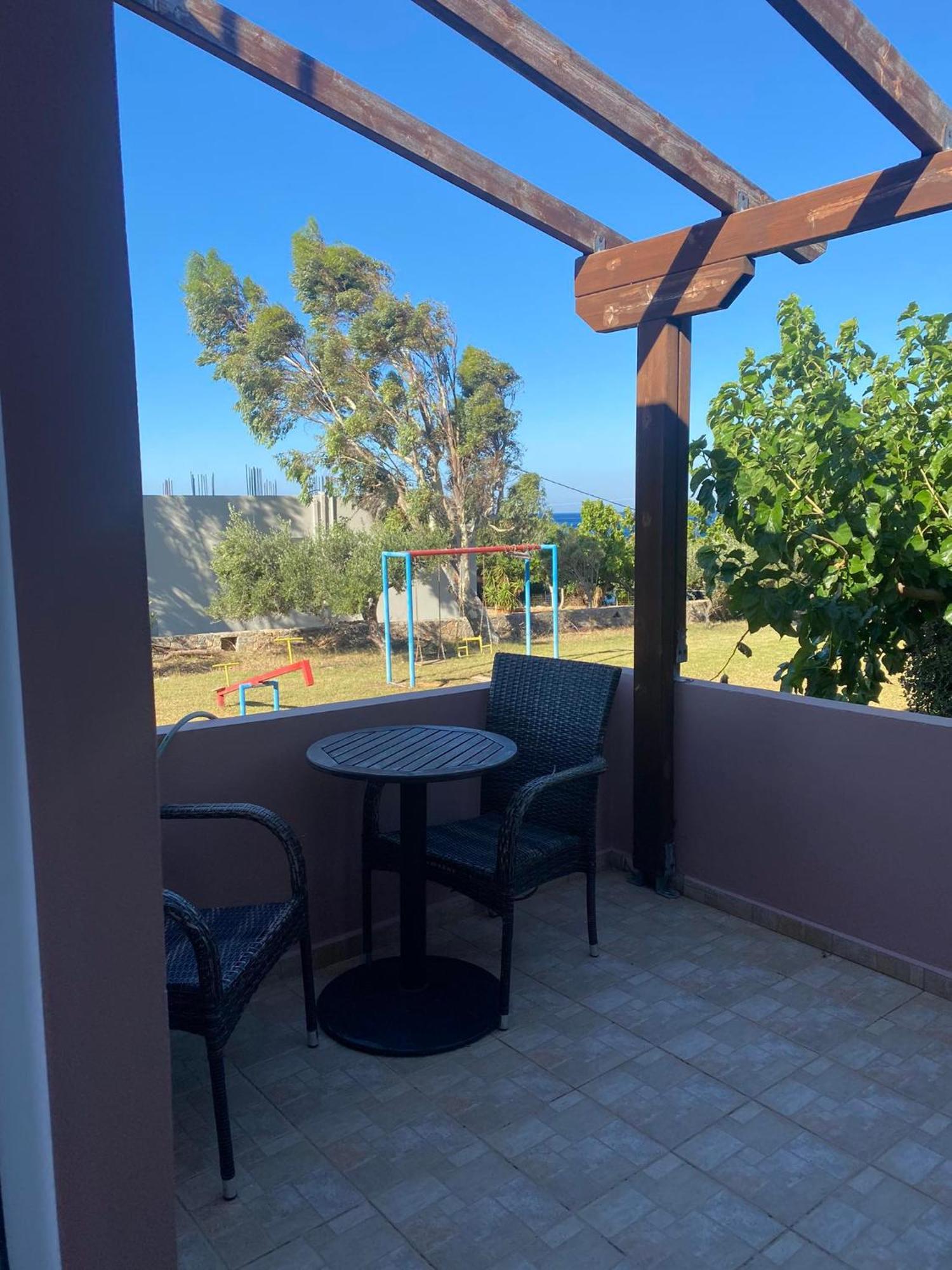 פראנגוקאסטלון Kioni Villas מראה חיצוני תמונה