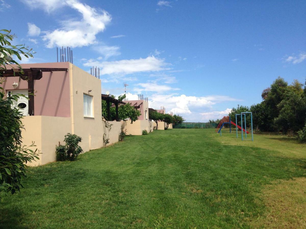 פראנגוקאסטלון Kioni Villas מראה חיצוני תמונה