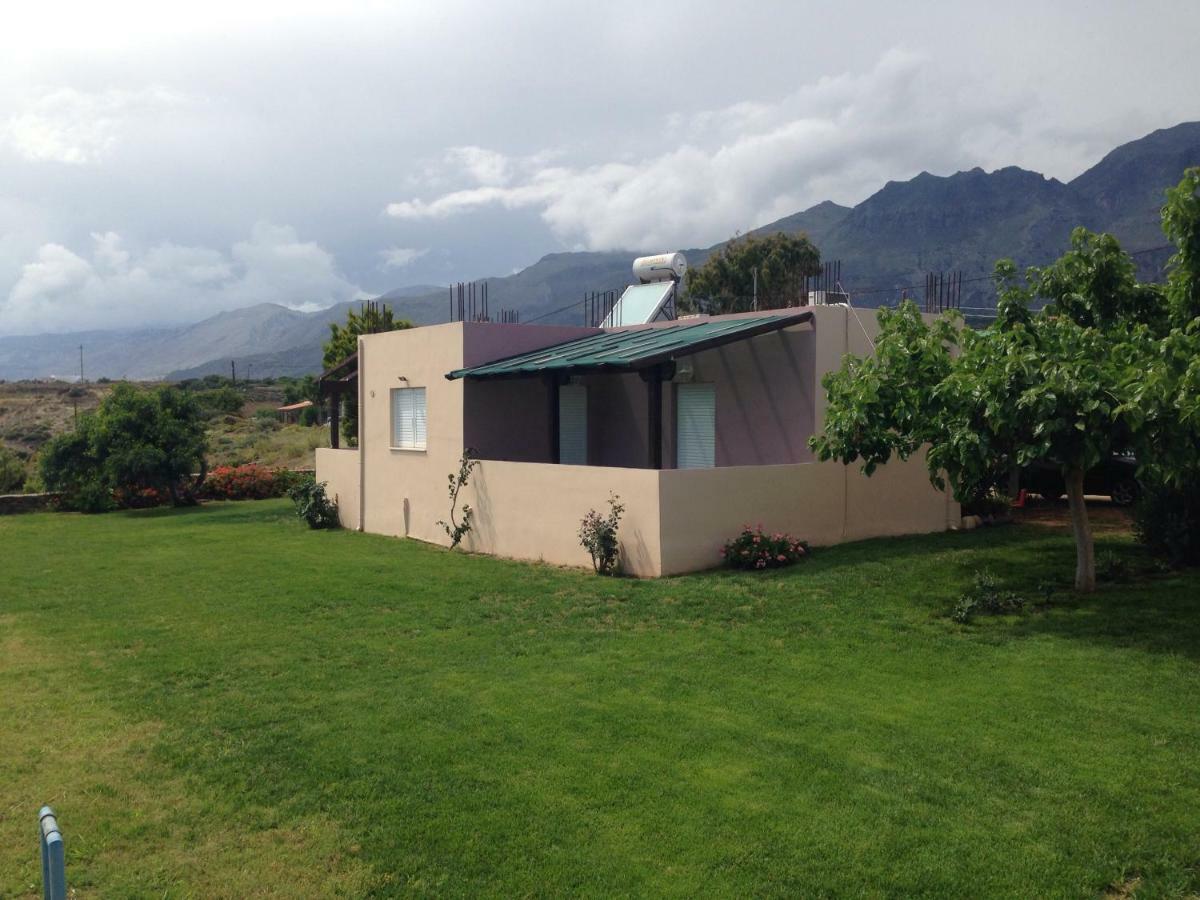 פראנגוקאסטלון Kioni Villas מראה חיצוני תמונה