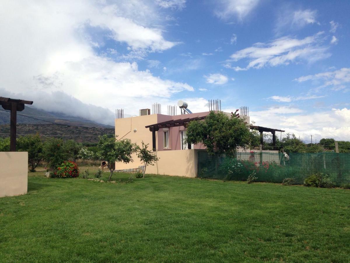 פראנגוקאסטלון Kioni Villas מראה חיצוני תמונה