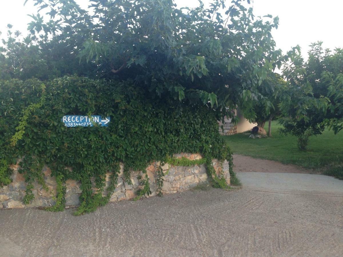 פראנגוקאסטלון Kioni Villas מראה חיצוני תמונה